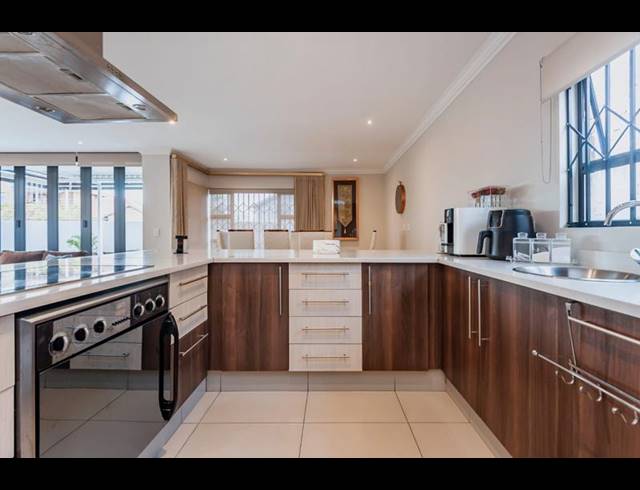 4 BEDROOM HOUSE FOR SALE IN MEYERSDAL